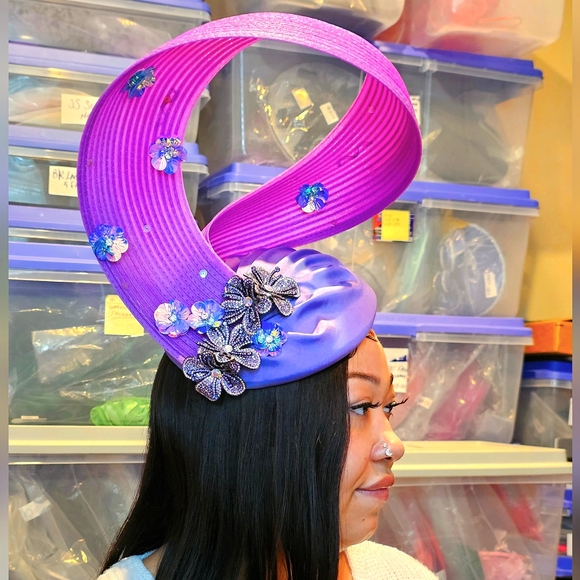 Astonishing Royal Unique Dramatically Sculpted Fascinator Derby Tea Party Queen - Picture 3 of 4